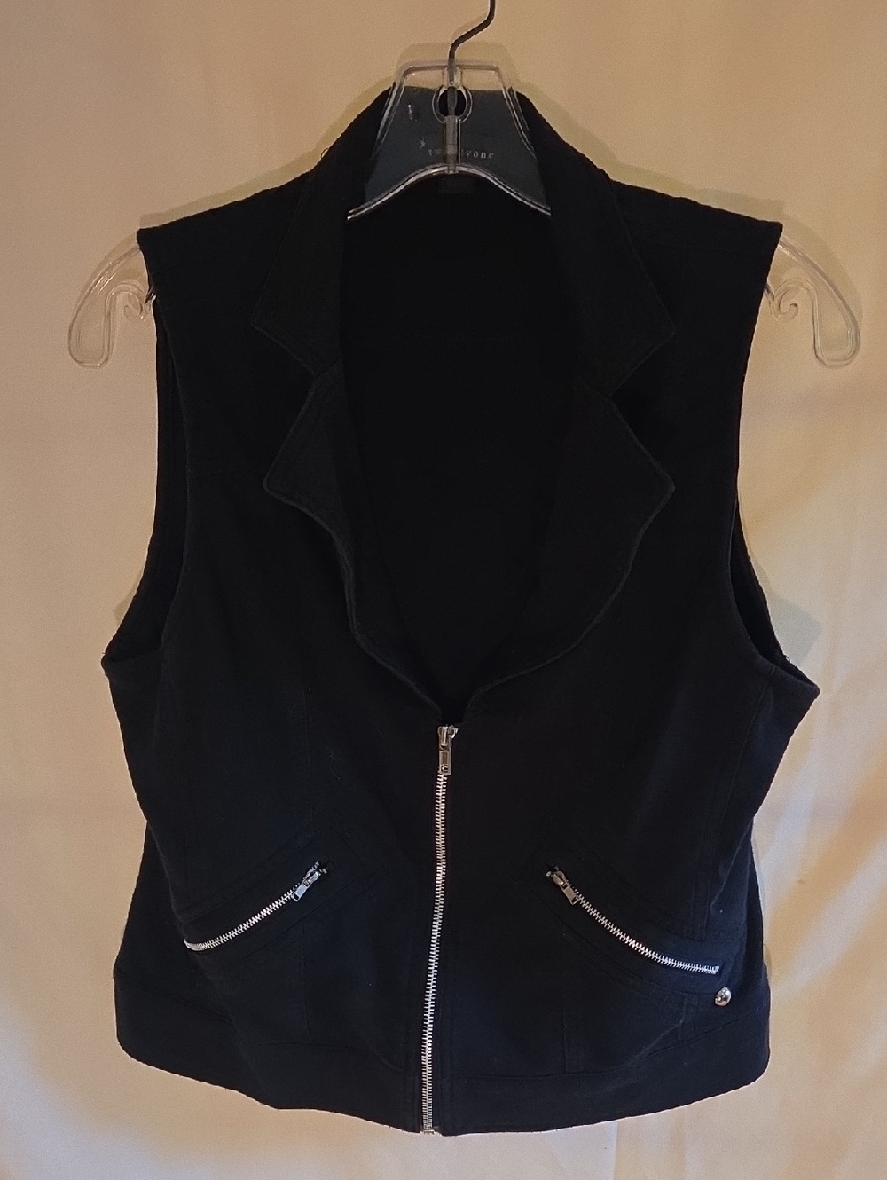 Forever 21 Navy Sleeveless Knit Vest